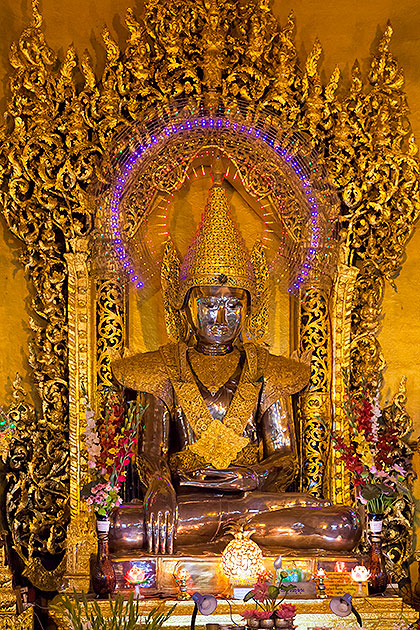 Buddha statue