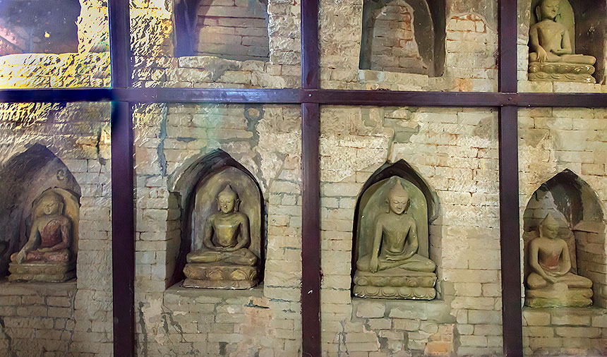 Buddha niches