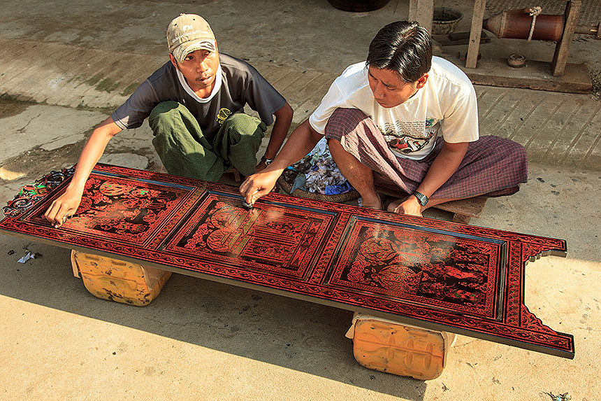 lacquerware workers