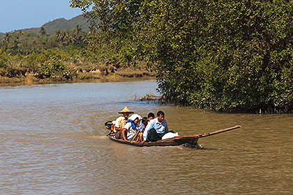 family in canoe