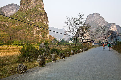 Riding back to Yangshuo