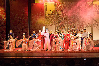 Sichuan opera