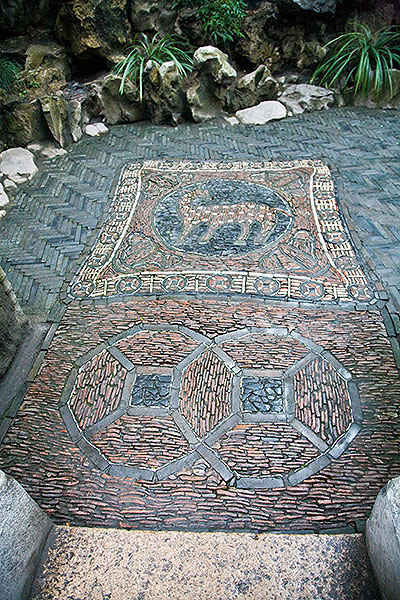 Inlaid stonework, Yu Gardens