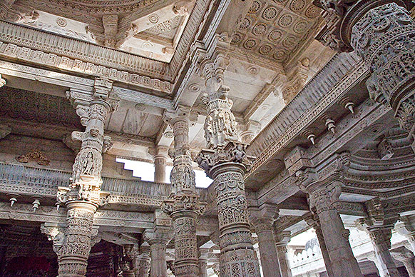 Pillars at ceiling