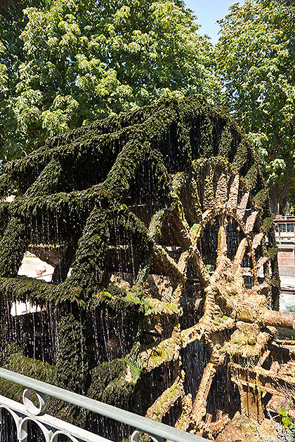 Water wheel